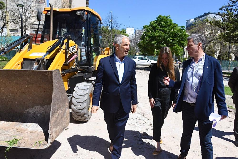 Comenzó la histórica obra de reconstrucción de Plaza San Martín