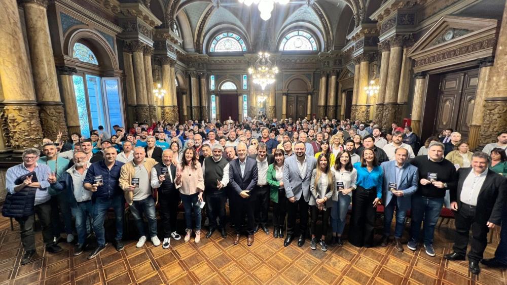 Alak lanzó la Escuela Municipal de Gobierno para promover la formación y la convivencia democrática