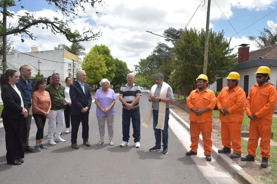 Alak inauguró una obra vial que brinda más seguridad y accesibilidad para los vecinos de Gonnet